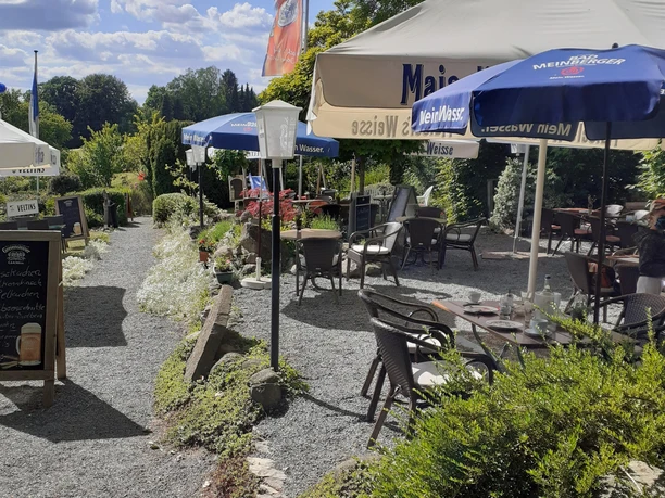 Biergarten Bergrestaurant Hollenstein