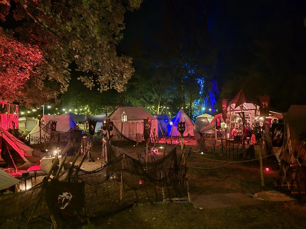 Annotopia_Schlosspark_MER