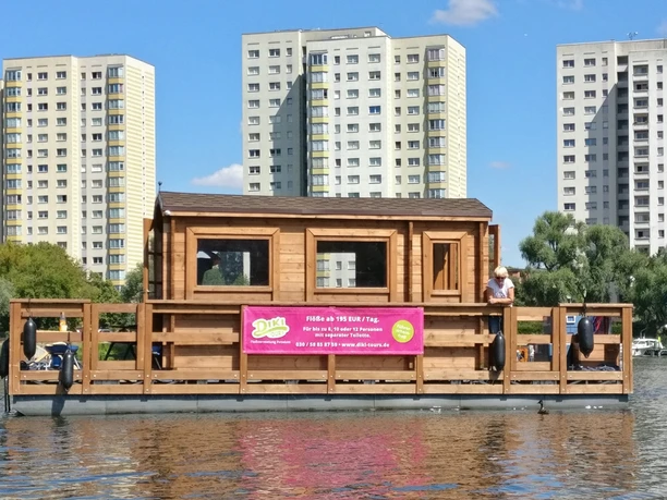 Diki Tours: Floß Typ 5 Diki Tours: Floß Typ 5