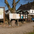 Wanderportal in Welschen Ennest Verschiedene Informationstafeln geben Auskunft über Aktuelles und Wandermöglichkeiten in der Umgebung.Various information boards provide information about current events and hiking opportunities in the area.Diverse informatieborden geven informatie over actuele evenementen en wandelmogelijkheden in de omgeving.