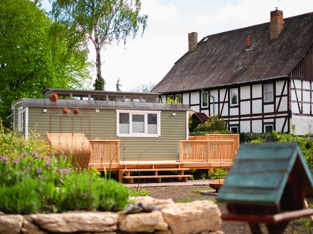 Ilsehof in Osterwieck OT Stötterlingen - Außenansicht mit Garten Ilsehof in Osterwieck OT Stötterlingen - Außenansicht mit Garten
