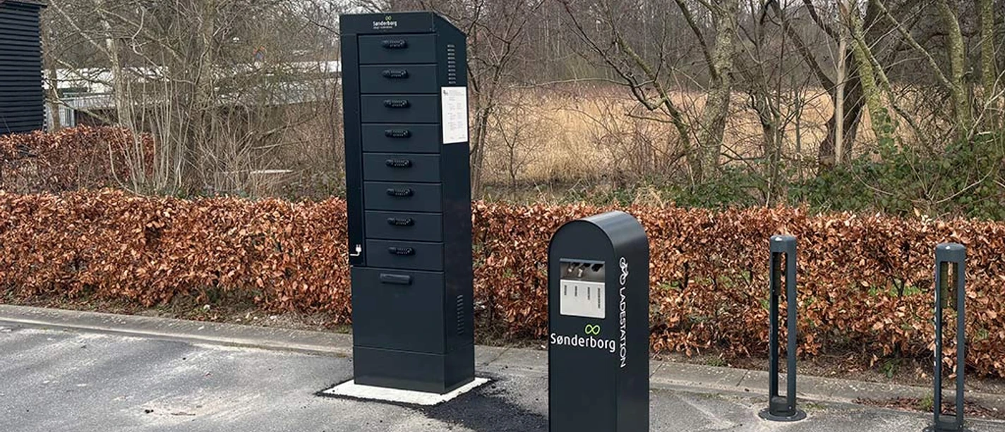 Cykelladestander-Slotsgade-28,-Gråsten