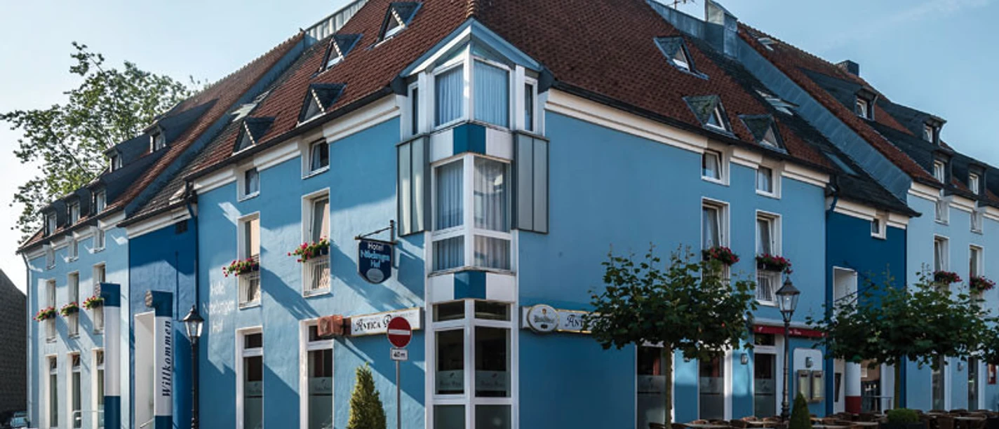 Nibelungen Hof - Hausansicht