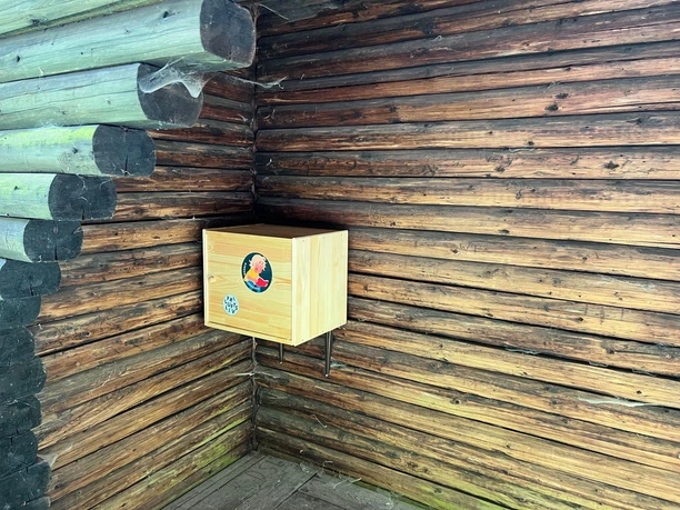 Bücherkiste in der Wiesenhütte