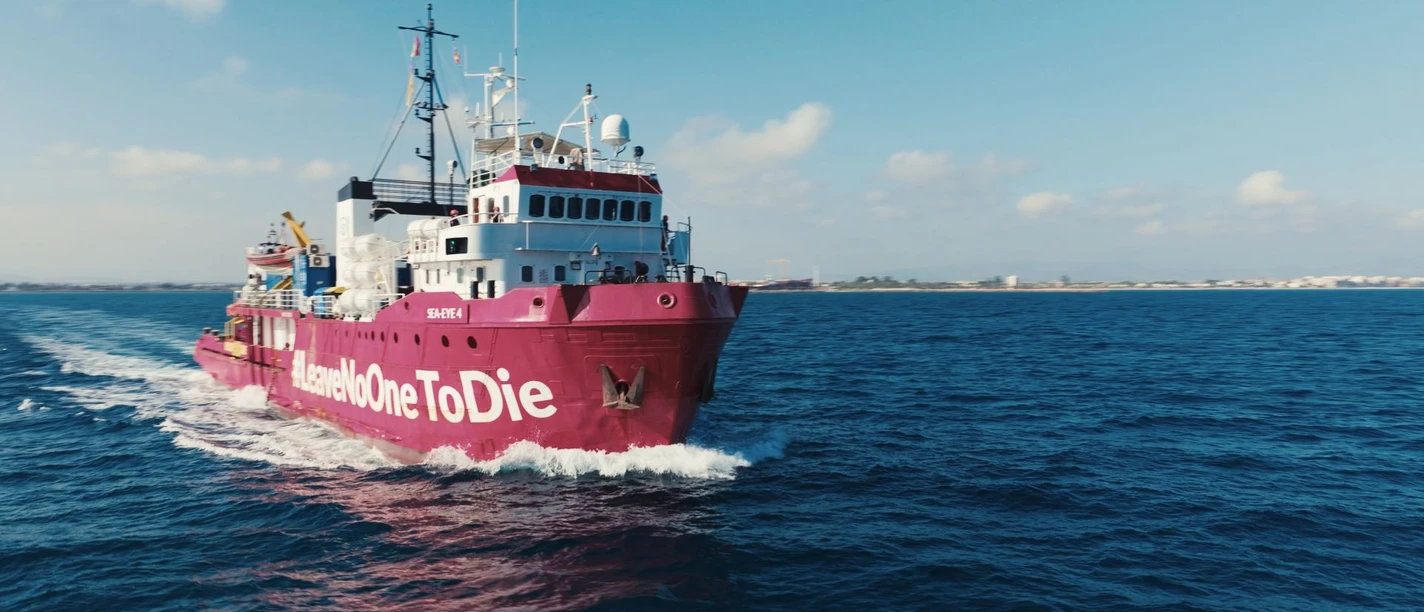 Rescue ship_SEA-EYE 4_1_c_Nils Kohstall.jpg