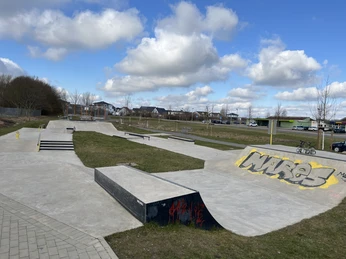Skatepark und Pumptrack BN 3.JPG