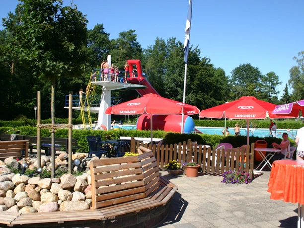 Blick ins Waldbad Blick ins Waldbad Alt Garge