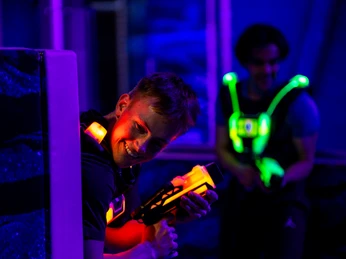 Space Magic Aurich Lasertag II Space Magic Aurich Lasertag IISpace Magic Aurich Lasertag IISpace Magic Aurich Lasertag IIRuimte Magie Aurich Lasertag II