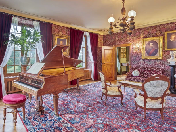 RWM-Salon1.jpg