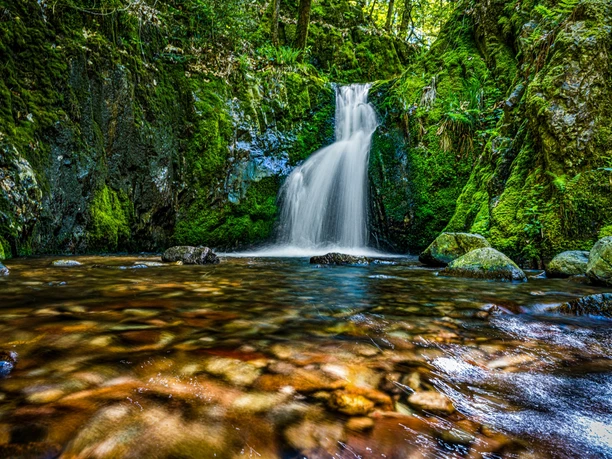 Edelfrauengrab Wasserfälle - Blick auf den Wasserfall