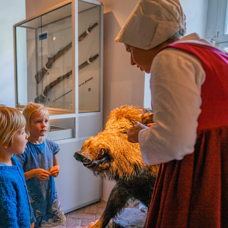 Führung mit Kammerzofe auf Burg Gnandstein - Sehenswürdigkeiten in der Leipzig Region
