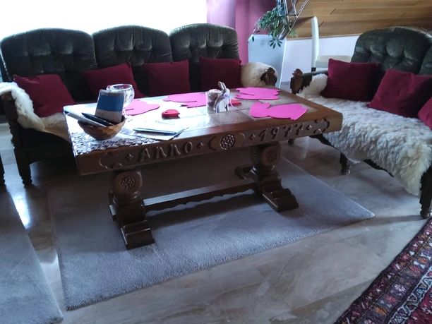 Ferienwohnung Luxberg Wohnzimmer.jpg