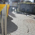 Trinkwasserspender und Ebike-Ladestation.JPG