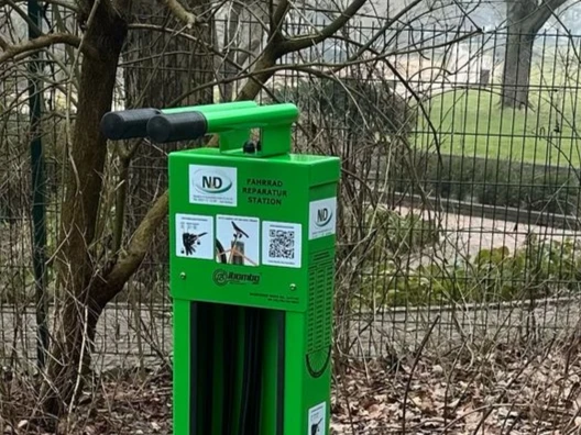 Fahrrad Reparatur Station.jpeg