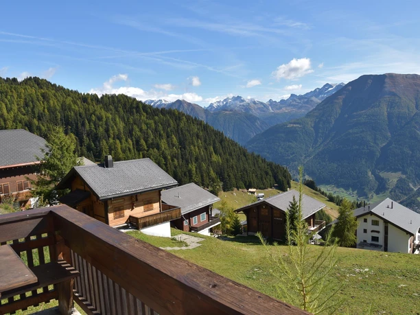 A13 Blick vom Balkon