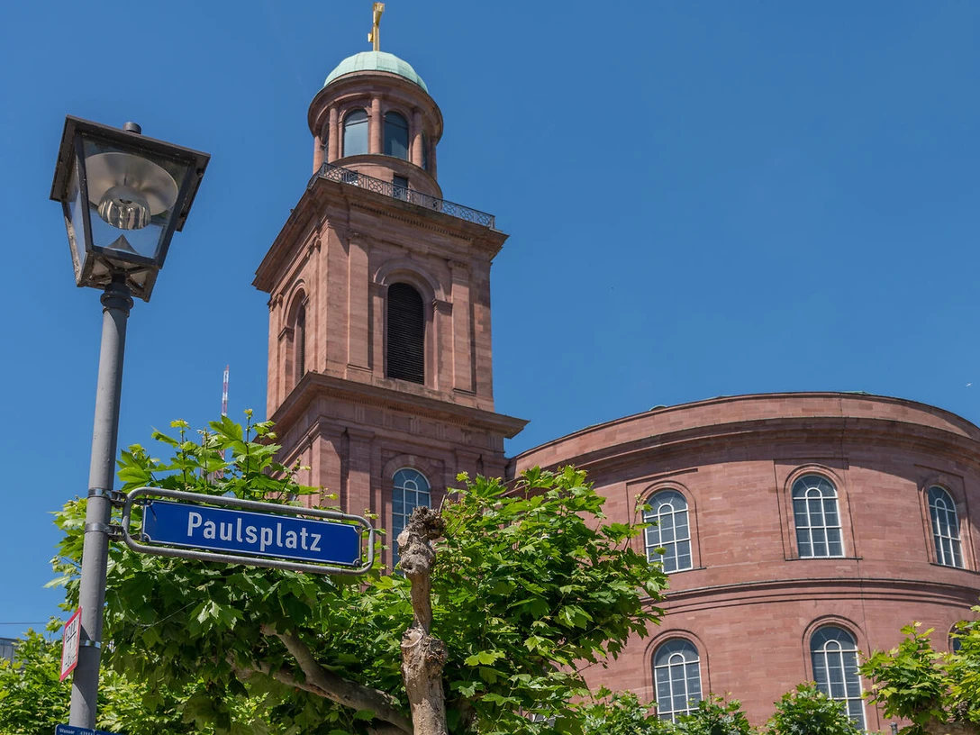 Frankfurt_Paulskirche_DSC_4270x_©#visitfrankfurt, Holger Ullmann.jpg