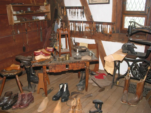 Schloss Altensteig Museum Handwerk Schuhmacher Schloss Altensteig Museum Handwerk Schuhmacher