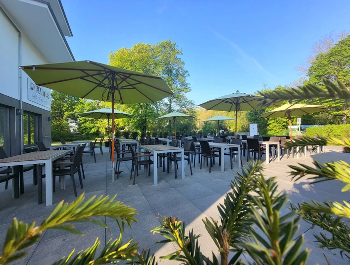 Terasse_im Quartier (c) Boardinghaus GmbH_DSC09322-web-1030x687.jpg