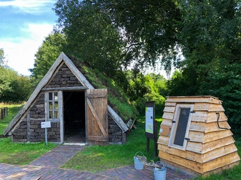 6_Moorkate_mit_Brunnen_Foto_Moor- und Fehnmuseum Elisabethfehn.jpg