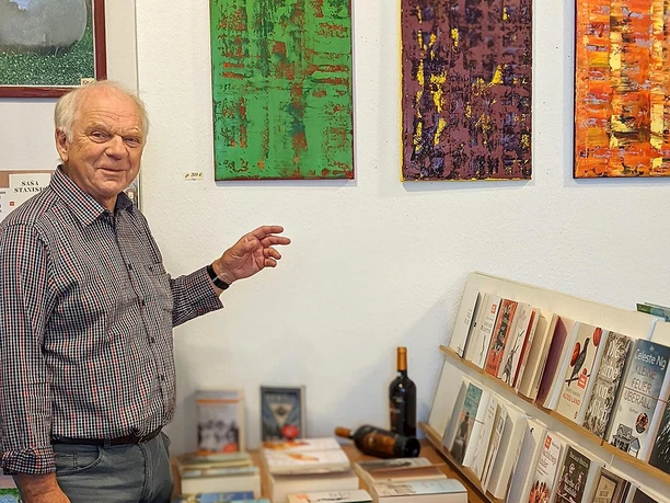 buchhandlung-bernaerts-buecher.JPG