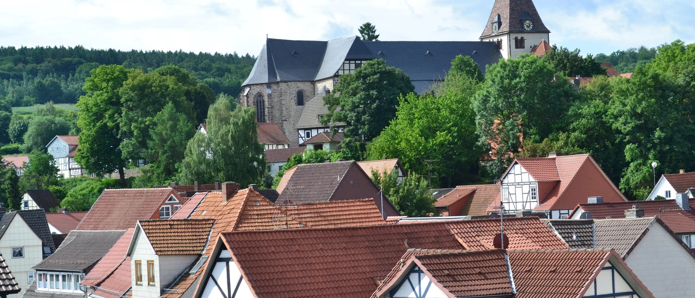 Burgen und Schlösser (Stiftskiche -fern)k