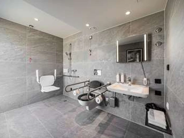 Bad im Zimmer im Tagungshotel Radisson Blu Leipzig | Leipzig Convention Bureau Bad im Zimmer im Tagungshotel Radisson Blu Leipzig - präsentiert vom Leipzig Convention Bureau
