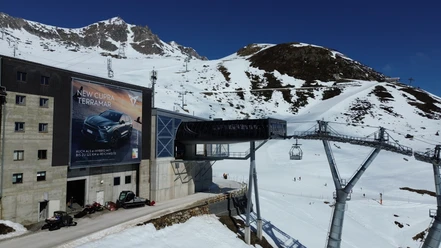 Güterhalle Fiescheralp.JPG
