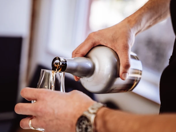 Exklusives Erlebnis Rum Schokolade Degustation Rumflasche Glas