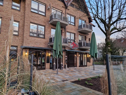 Einstein | Restaurant & Bistro