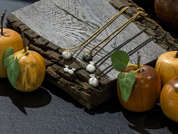 Sönnichsen-Ure-&-Smykker-Gråsten-æblet