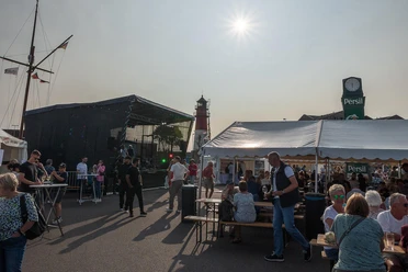 buesum-pfingstfest-ankerplatz06-2560x1707.jpg