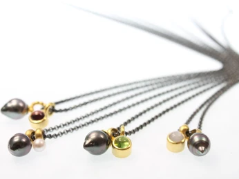 Schmuck 1(c) Heike Probst.jpg