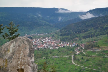Forbach-Bermersbach-Blick vom kleinen Matterhorn auf Bermersbach und Forbach