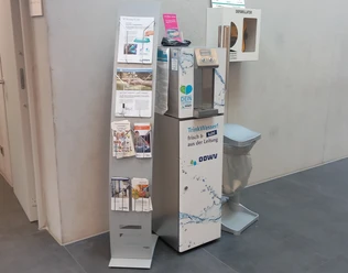 Wasserspender_Schlosserplatz.jpg