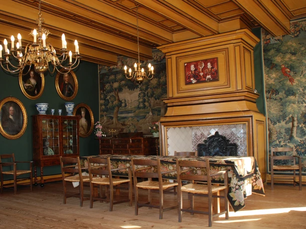 Ahnensaal, Foto Adalbert Oldewurtel.jpg Ahnensaal, Foto Adalbert Oldewurtel.jpg