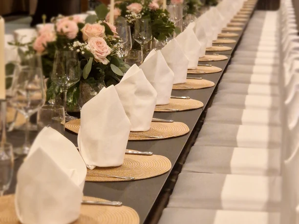 Feierlichkeiten 2 (c) Köhler´s Landgasthaus.jpg