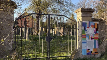 Juedischer-Friedhof-Wolfenbuettel.jpg