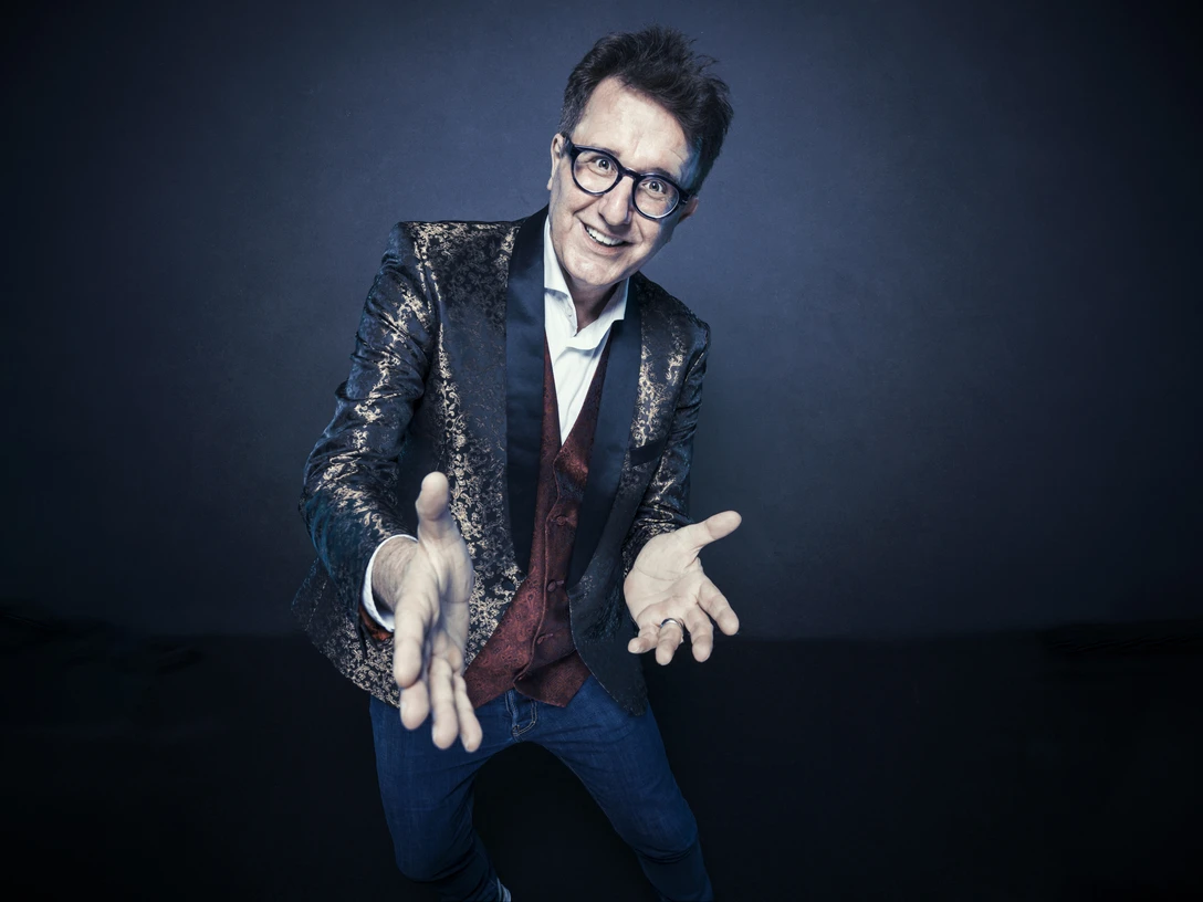 Kabarett auf Juist: Christoph Brüske - "Die goldene Generation".JPG Kabarett auf Juist: Christoph Brüske - "Die goldene Generation"