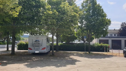 Wohnmobilstellplatz am Bürgerhaus