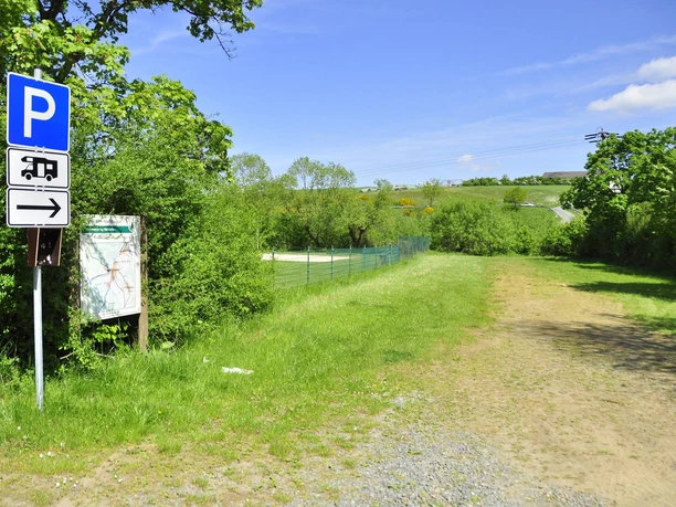 Wohnmobilstellplatz am Schwimmbad