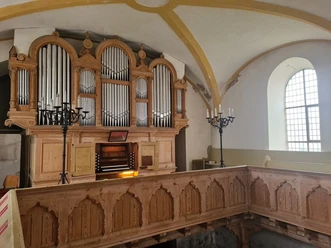 Organy Geißlera w kościele w Thallwitz