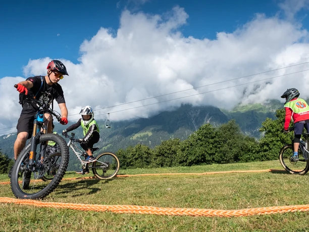 Bellwald-Bikeschule-Bike (23).jpg