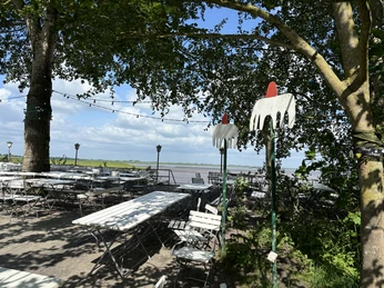 Blick von der Kurhausterrasse aufs Meer.JPG