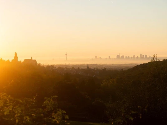 Kronberg - Blick auf Frankfurt