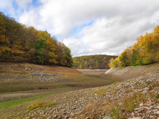 Banfe Bucht im Herbst