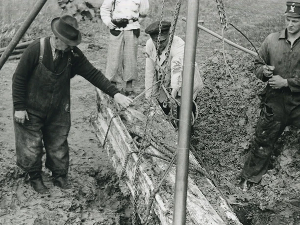 Modstandsfolk-graves-op-ved-Skydestranden,-Sønderborg©Museum-Sønderjyllands-Mediearkiv Modstandsfolk-graves-op-ved-Skydestranden,-Sønderborg©Museum-Sønderjyllands-Mediearkiv