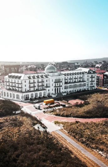 Strandhotel Kurhaus Juist (1).jpg Strandhotel Kurhaus Juist