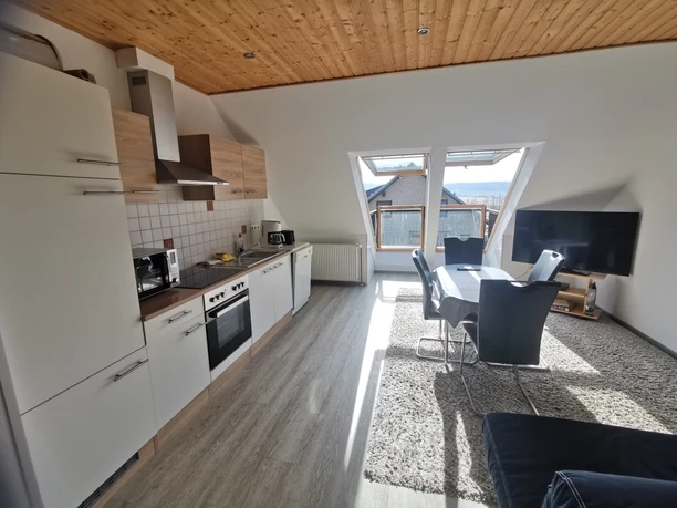 Wohnung 2 Wohn und Küchenbereich_©Norbert Braun.jpg