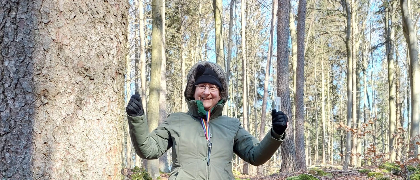 Birgit Schmidmeier Geocaching_C_Sabine Heitzer.jpg