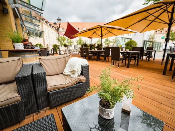 Restaurant und Bar No.9_Terrasse